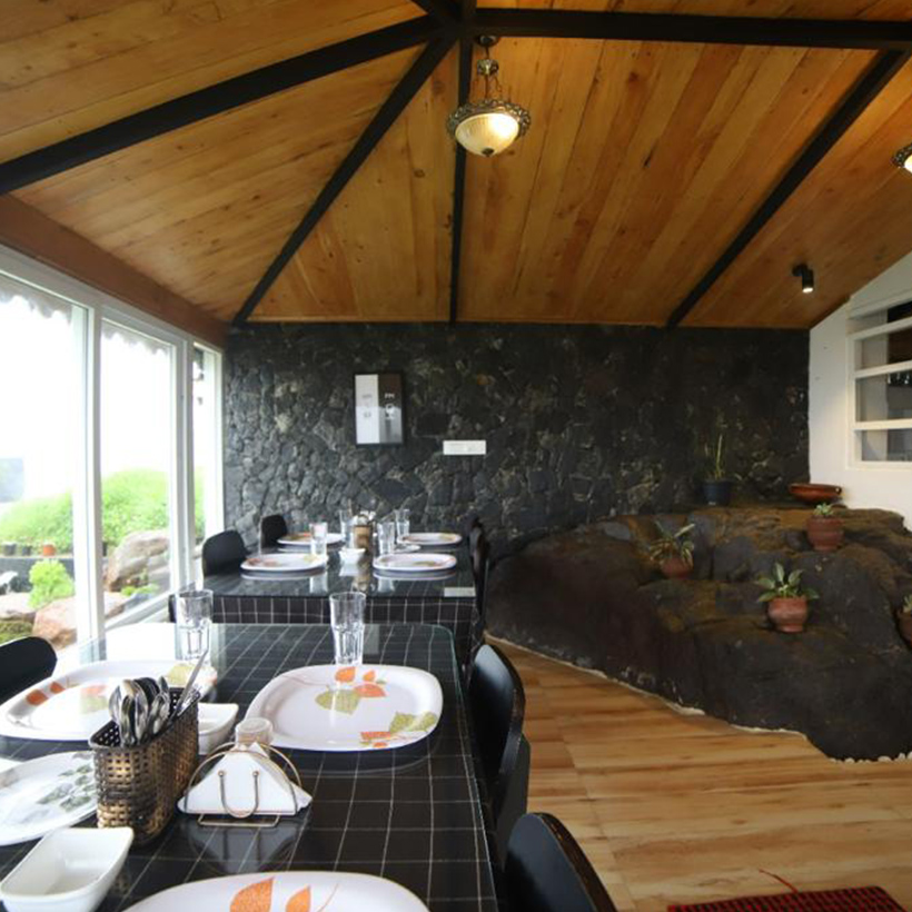 Kadamba House - Ooty